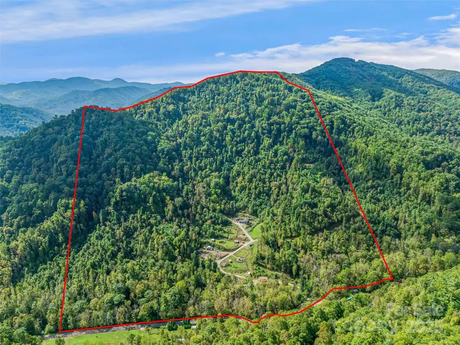 945 Roaring Fork Road, Hot Springs, NC 28743 - Image #2