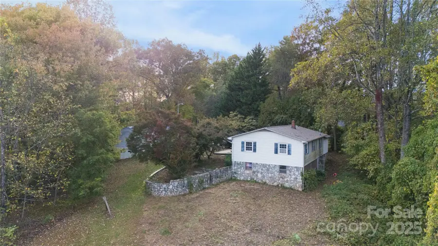 143 Dogwood Acres Loop, Marion, NC 28752 - Image #2