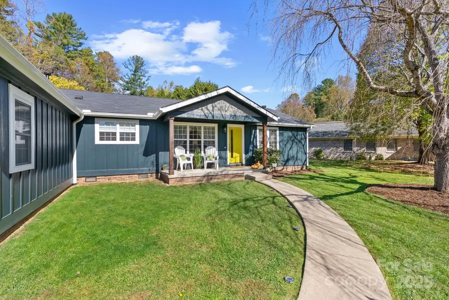 2375 Rosemont Court, Hendersonville, NC 28791 - Image #2