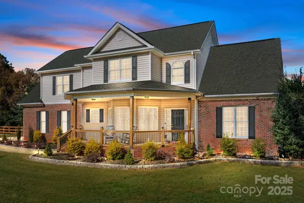 151 Turnberry Lane, Mooresville, NC 28117