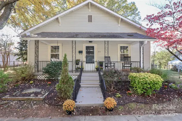 313 Dingler Avenue, Mooresville, NC 28115