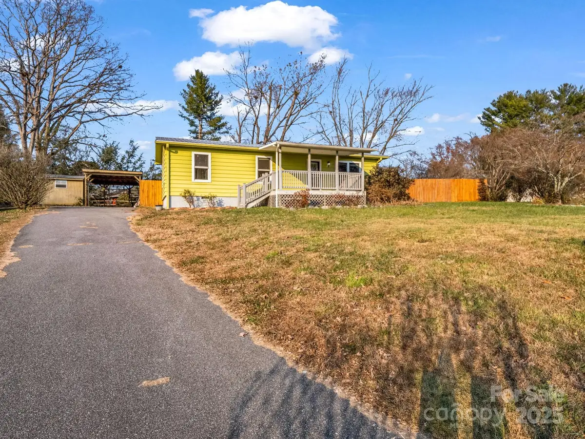 2 Red Apple Drive, Hendersonville, NC 28792 - Image #1