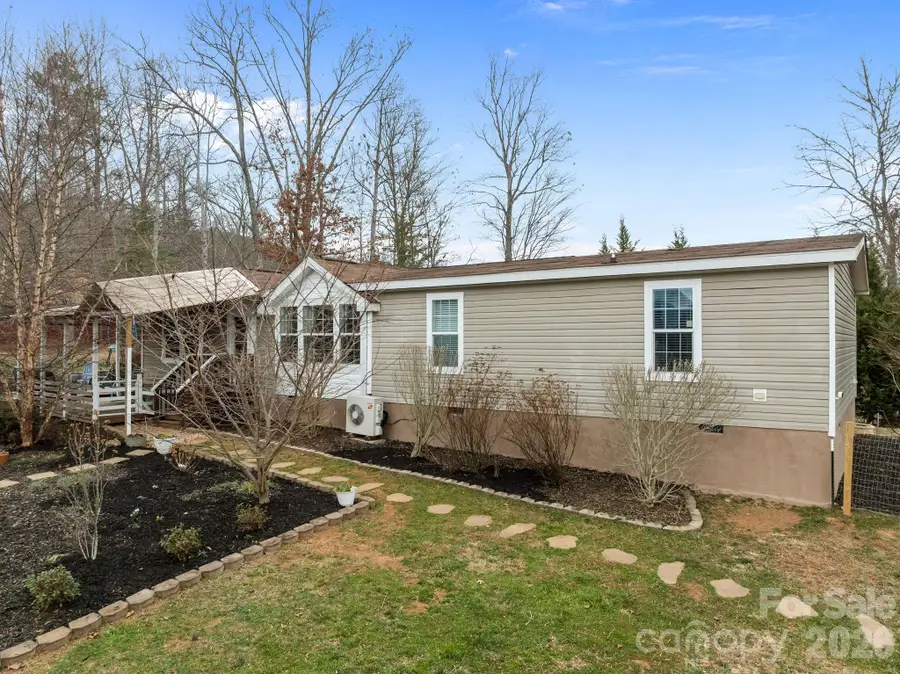 14 Harkins Lane, Marshall, NC 28753 - Image #2