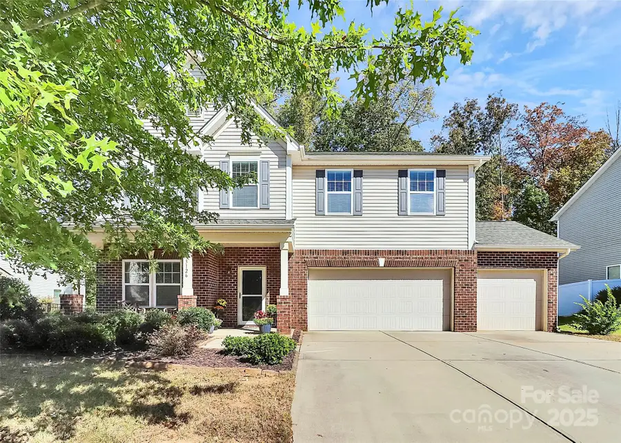 3126 Gilroy Drive, Fort Mill, SC 29707 - Image #2