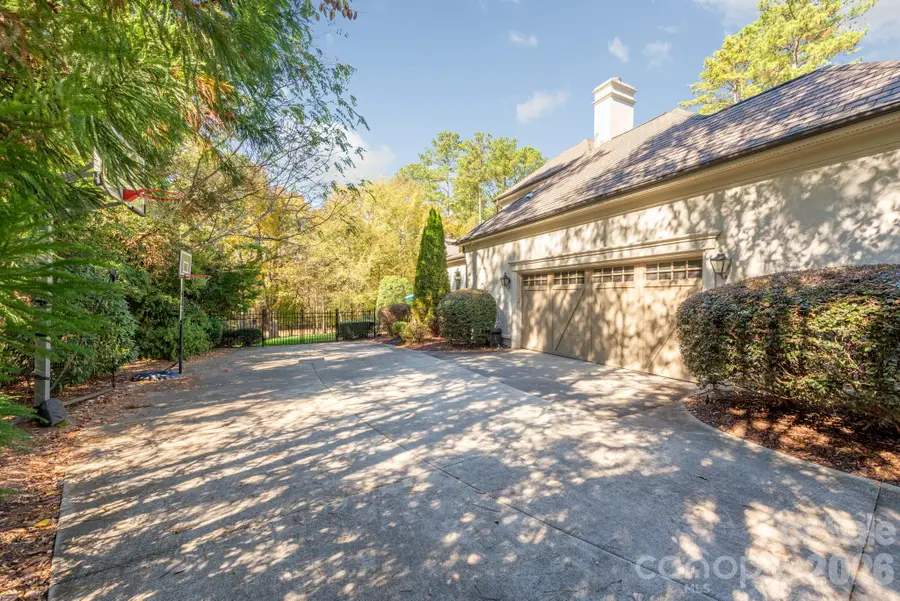 6042 Foggy Glen Place, Matthews, NC 28104 - Image #3