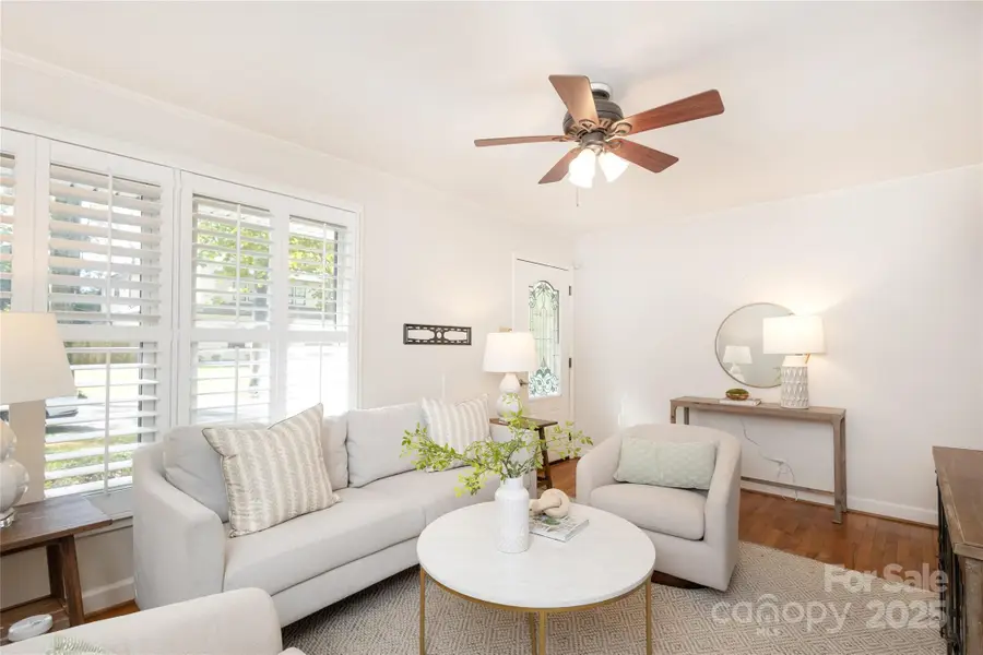 5009 Baylor Drive, Charlotte, NC 28211 - Image #2