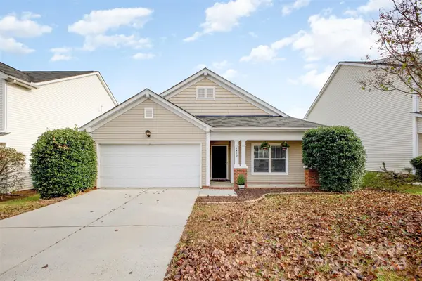 1412 Ladora Drive, Charlotte, NC 28262