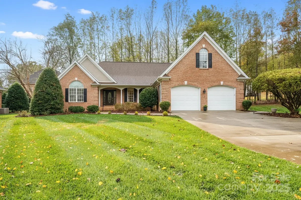 2963 Reynaud Court, Newton, NC 28658 - Image #1