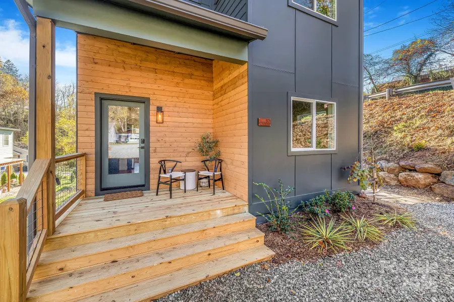 67 Crestfield Avenue, Asheville, NC 28804 - Image #2