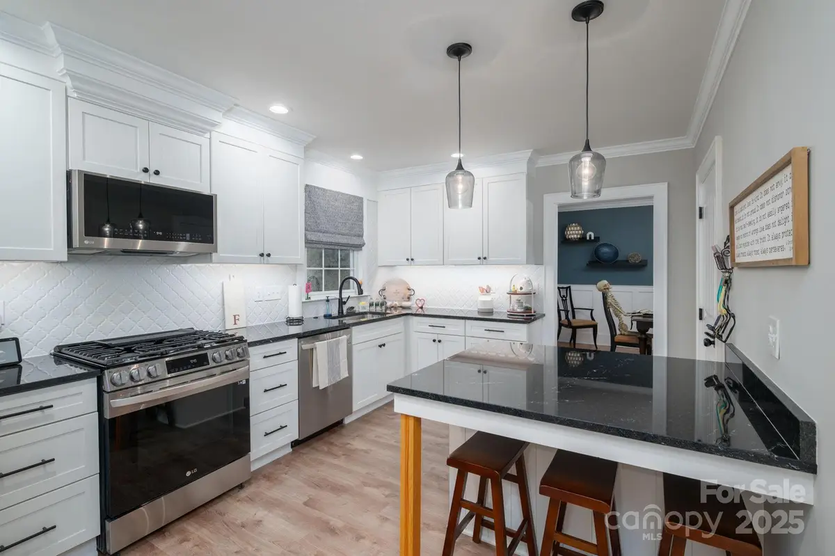 628 W 8th Street, Newton, NC 28658 - #1