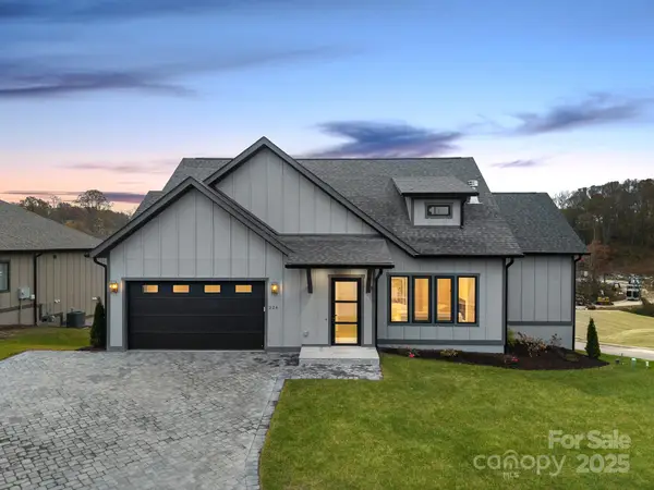 324 Avery Trail Drive #26, Arden, NC 28704