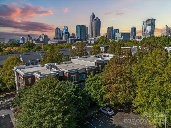 611 Garden District Drive, Charlotte, NC 28202