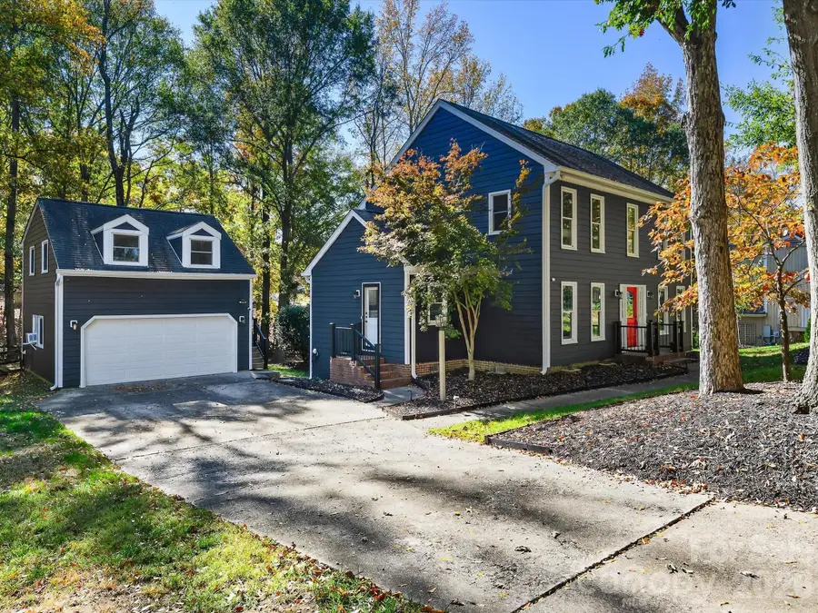 7410 Willow Creek Drive, Charlotte, NC 28270 - #2