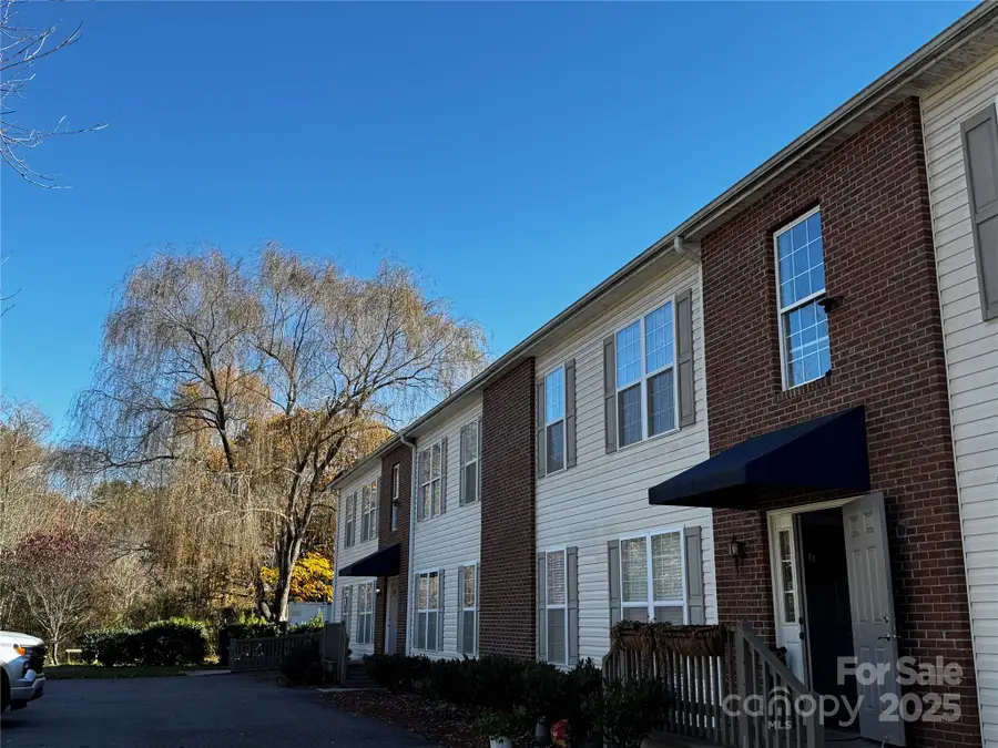 237 Camelot Drive #B, Waynesville, NC 28786 - Image #2