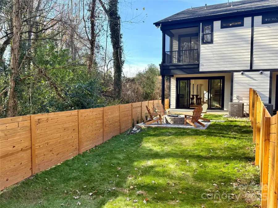 4121 Sarah Drive, Charlotte, NC 28217 - Image #3