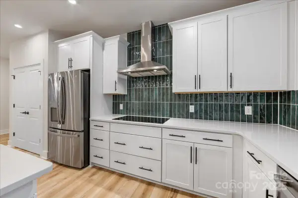 6023 Pivot Court, Charlotte, NC 28205