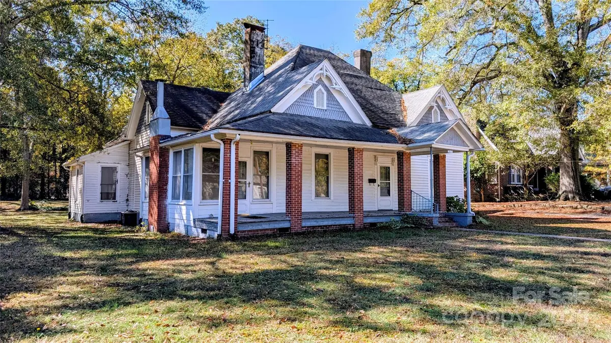 303 Kings Mountain Street, Clover, SC 29710 - Image #1