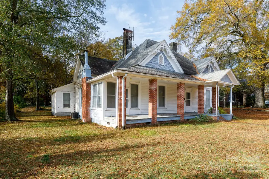 303 Kings Mountain Street, Clover, SC 29710 - Image #2