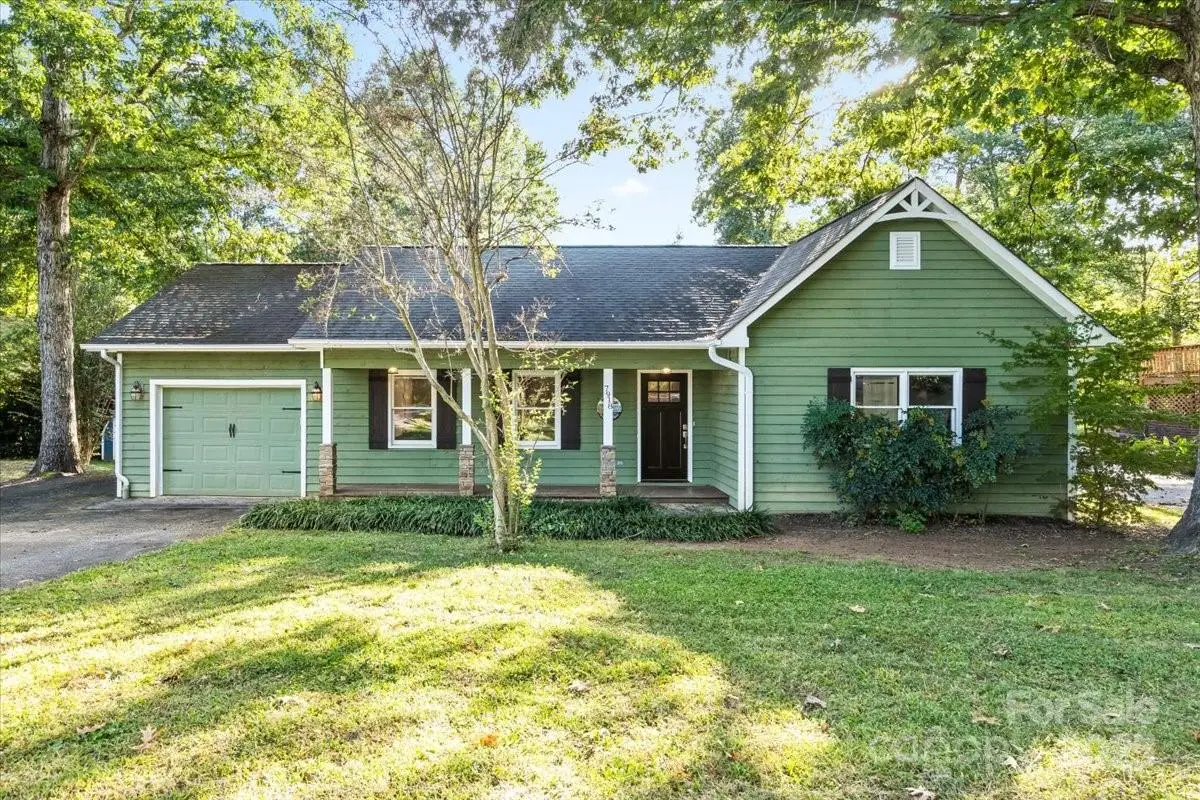 7918 Sarah Drive, Denver, NC 28037 - Image #1