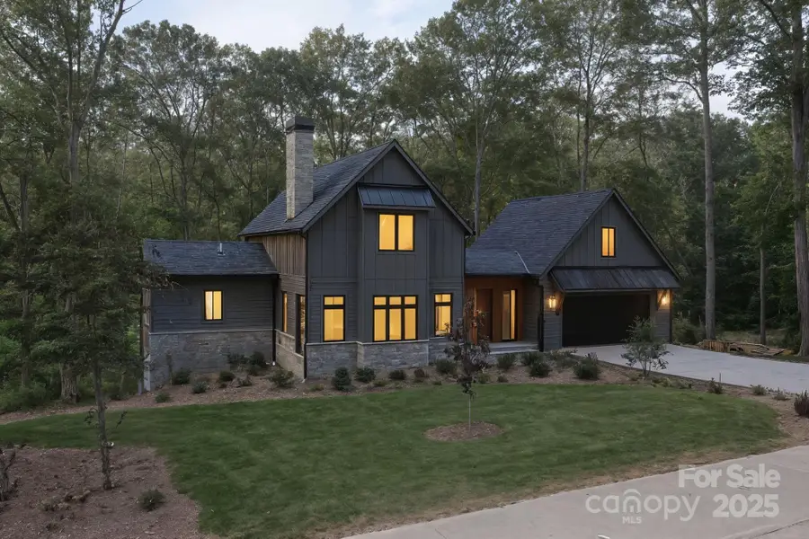 25 Ted Linn Drive, Fairview, NC 28730 - Image #2