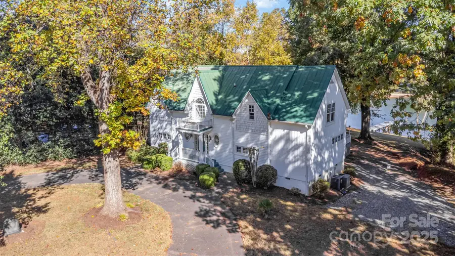 537 Stutts Road, Mooresville, NC 28117 - Image #2