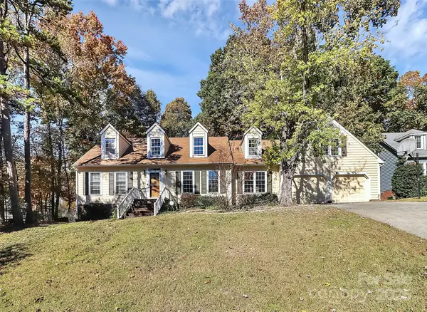 5815 Chapel Creek Court, Charlotte, NC 28226