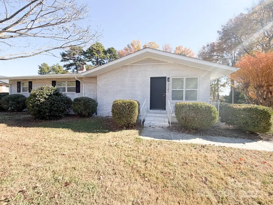 1047 Marietta Street, Charlotte, NC 28214 - Image #2