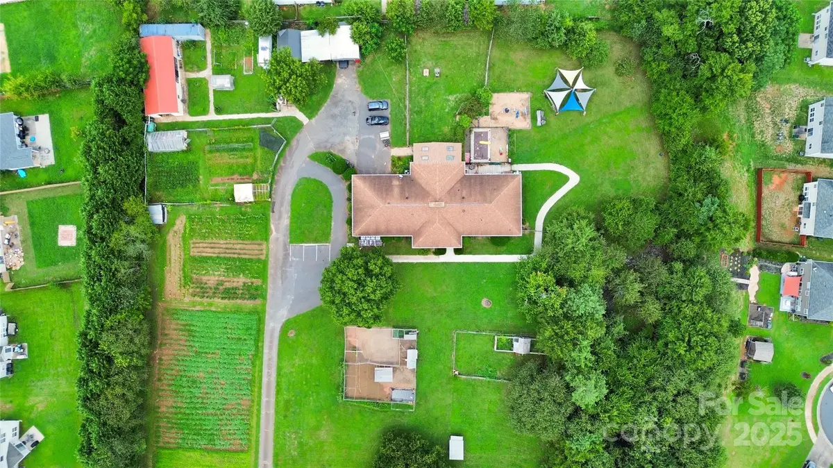 12708 Hamilton Road, Charlotte, NC 28273 - Image #1