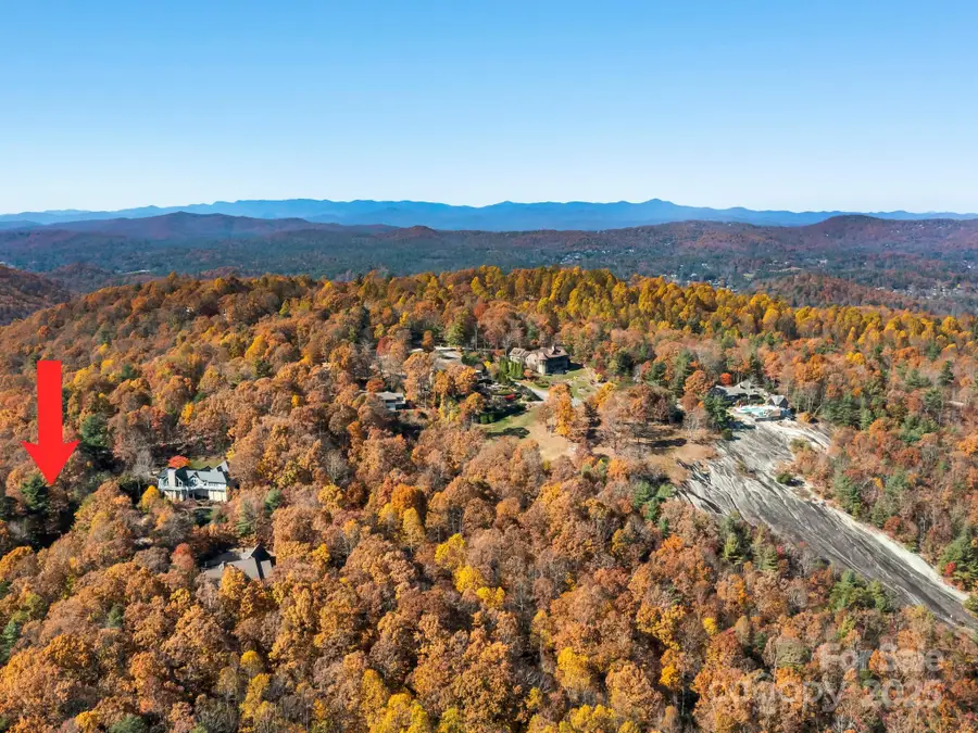 707 Overlook Drive, Flat Rock, NC 28731 - Image #3