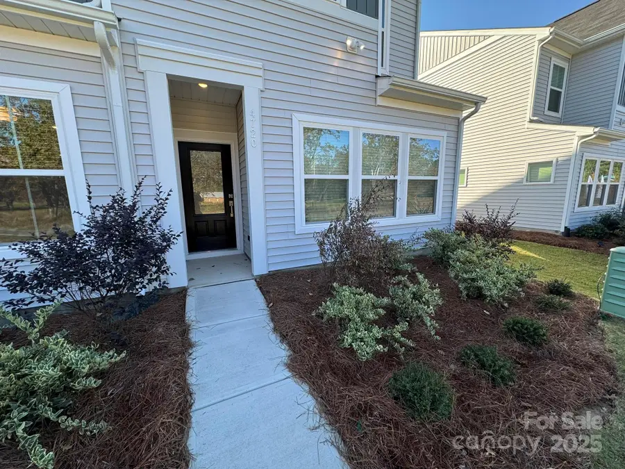 4720 Lakeview Road #12, Charlotte, NC 28216 - Image #3