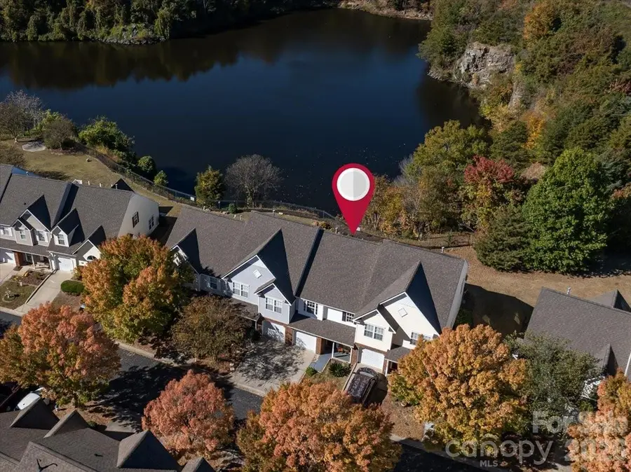 813 Rock Lake Glen, Fort Mill, SC 29715 - Image #3
