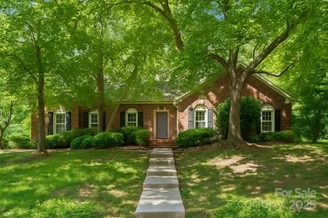 2234 Hamilton Mill Road, Charlotte, NC 28270 - Image #1