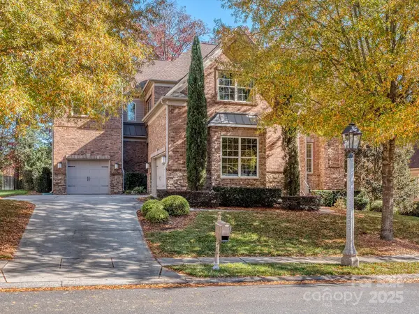 5711 Copperleaf Commons Court, Charlotte, NC 28277