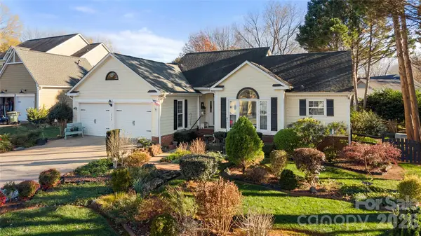 12408 Cedar Fall Drive, Huntersville, NC 28078