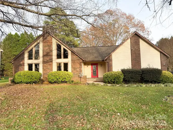 1704 Knightbridge Drive, Newton, NC 28658