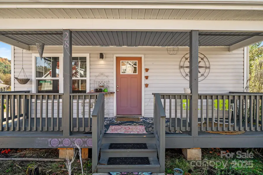 28 Yarrow Meadow Road, Weaverville, NC 28787 - Image #2