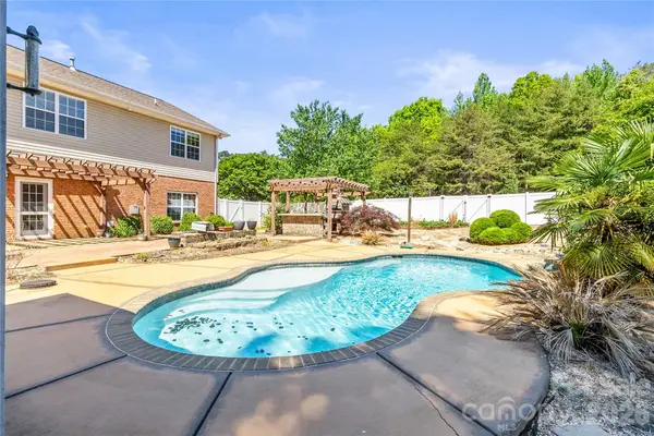 1758 Newland Road, Denver, NC 28037