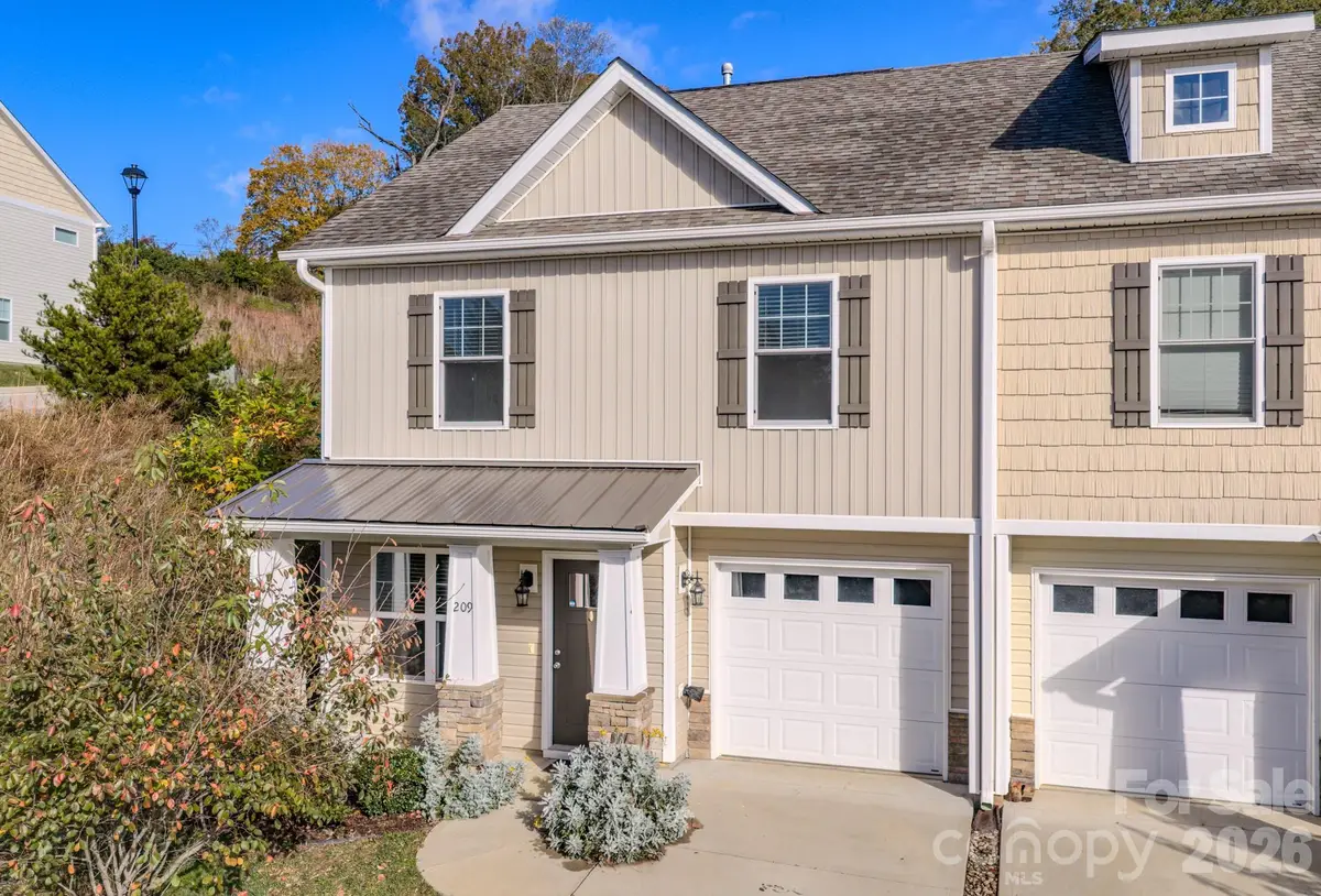 209 Stoney Point Way, Candler, NC 28715 - #1