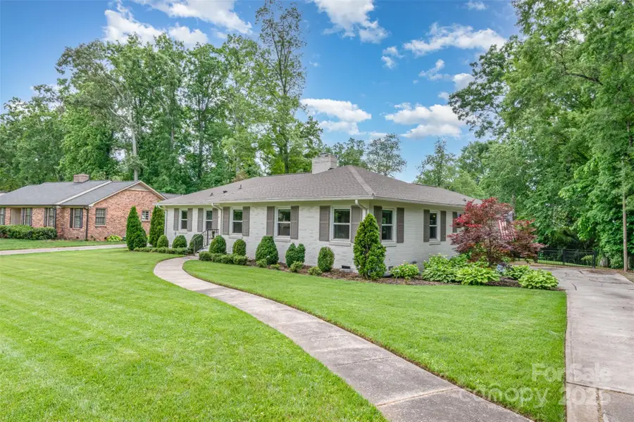 4642 Addison Drive, Charlotte, NC 28211 - Image #3