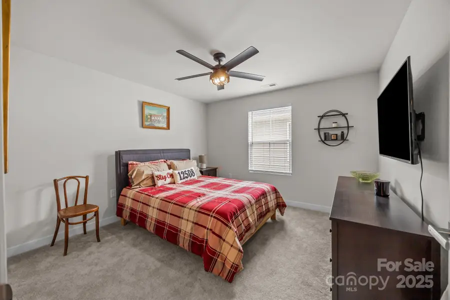 4217 Jones Creek Lane, Charlotte, NC 28215 - Image #3