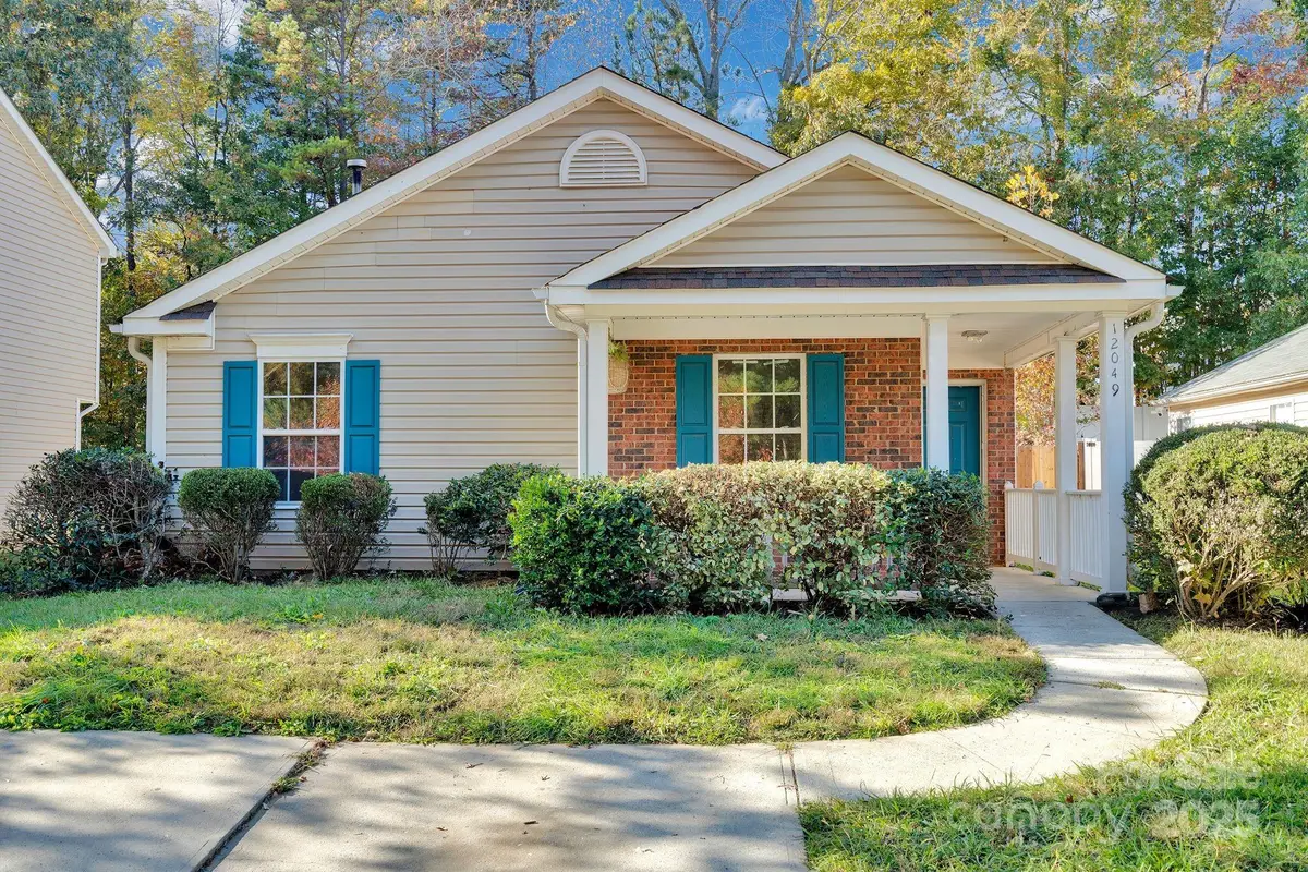 12049 Stewarts Crossing Drive, Charlotte, NC 28215 - Image #1