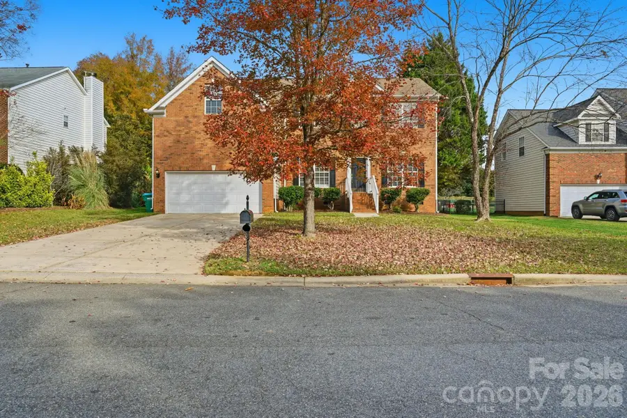 11023 Sycamore Club Drive, Charlotte, NC 28227 - Image #2