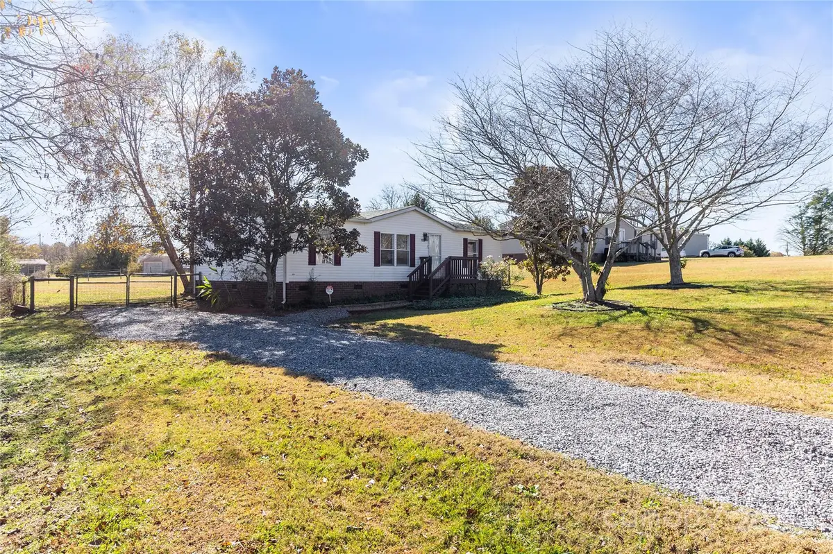 203 Grassy Meadow Lane, Statesville, NC 28625 - Image #1