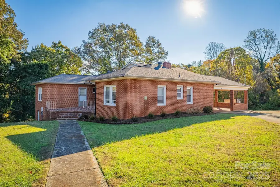 2986 Green Pasture Lane, Valdese, NC 28690 - Image #2