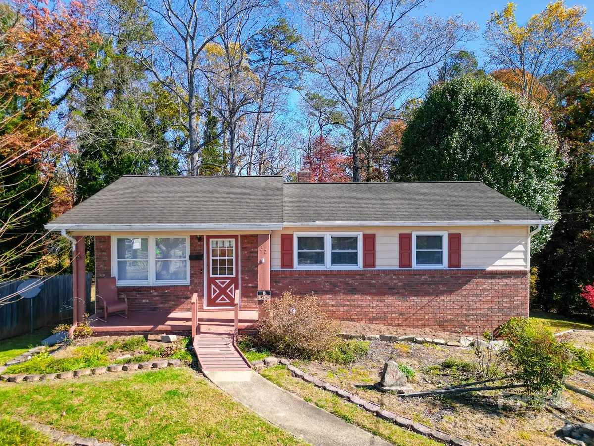 32 Harnett Street, Asheville, NC 28806 - #1