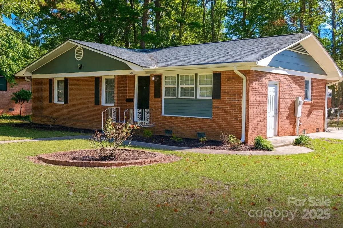 1300 Pondella Drive, Charlotte, NC 28213 - Image #1