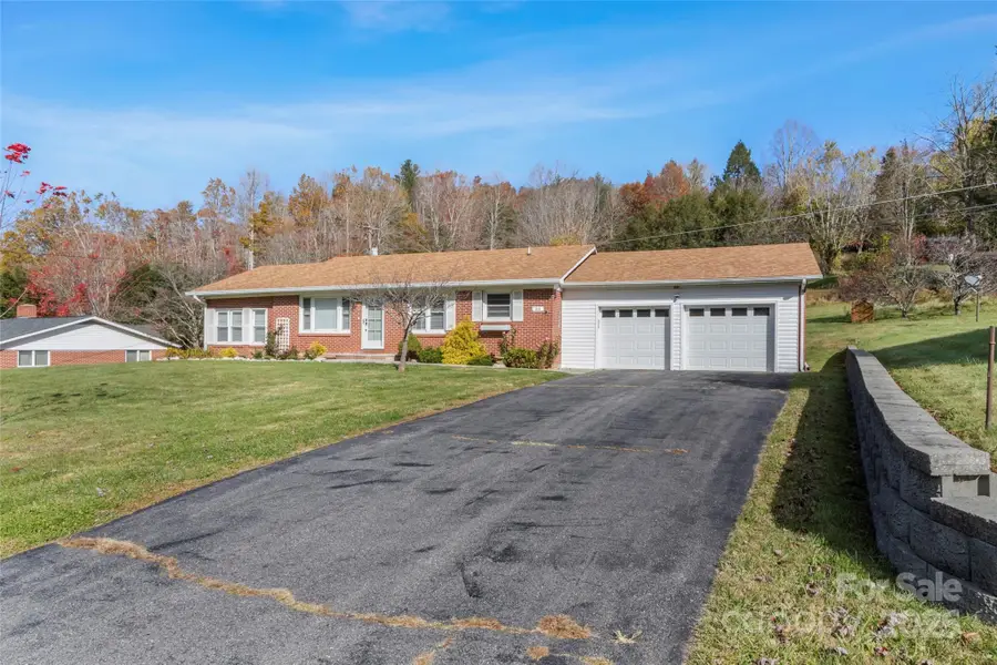 55 Cataberry Lane, Burnsville, NC 28714 - Image #3