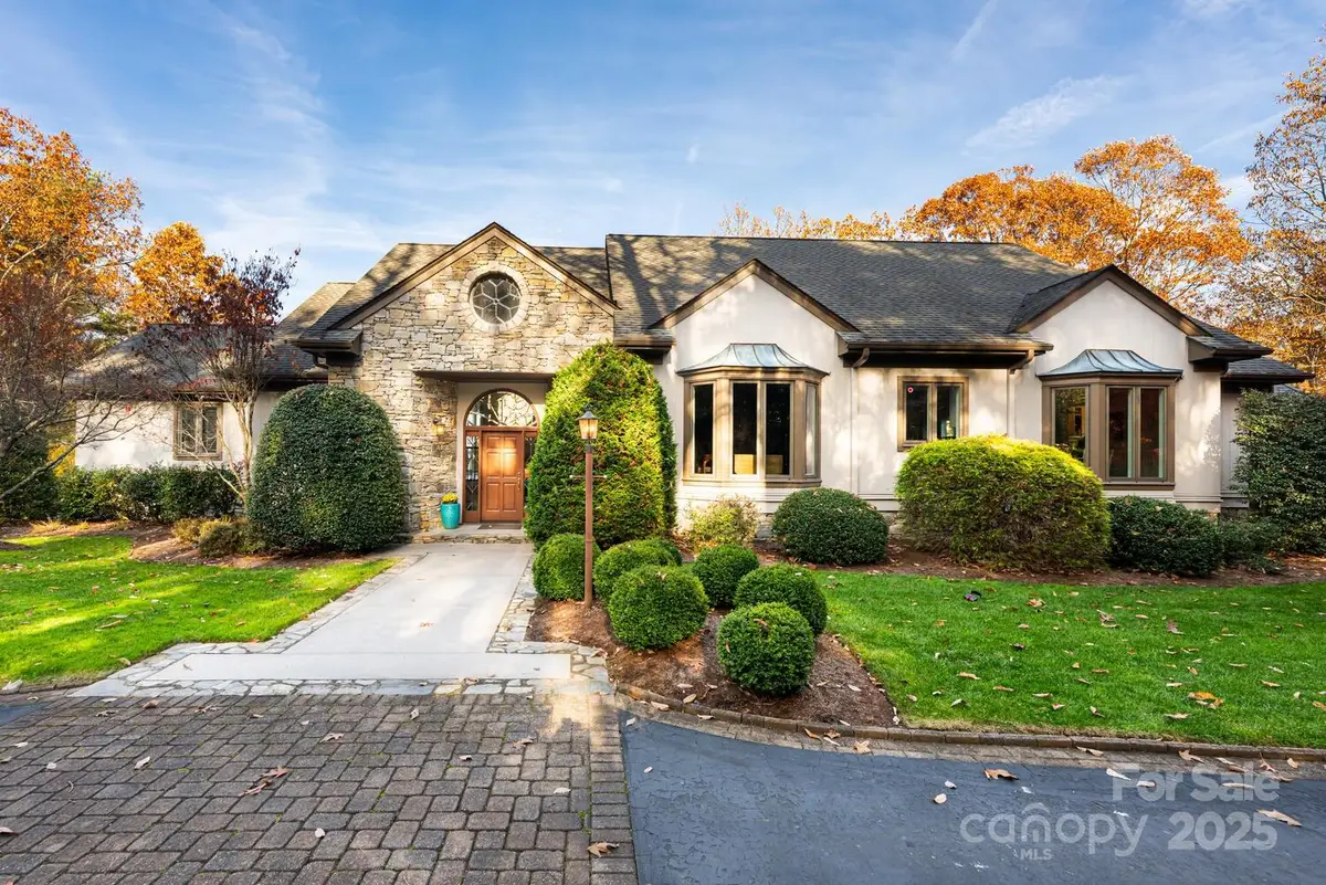 106 Woodglen Court, Flat Rock, NC 28731 - #1