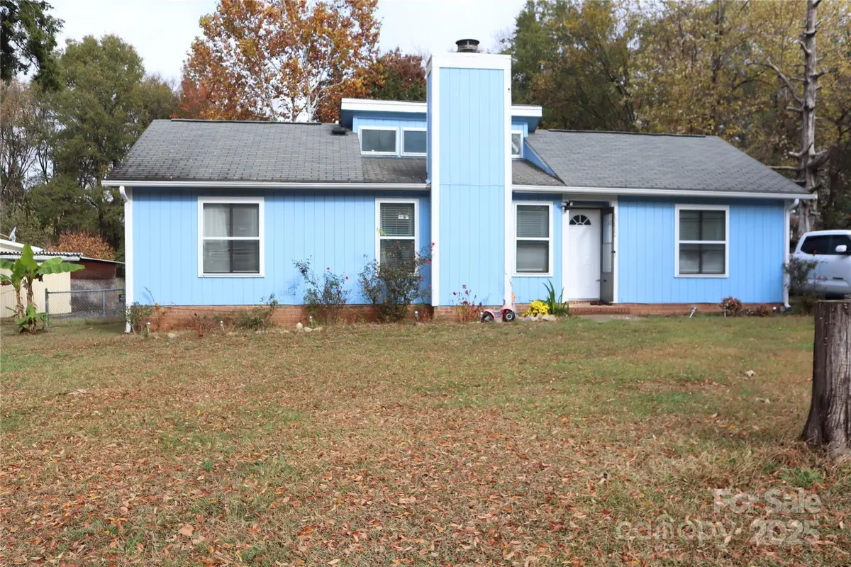 12429 Softwood Court, Charlotte, NC 28273 - Image #1