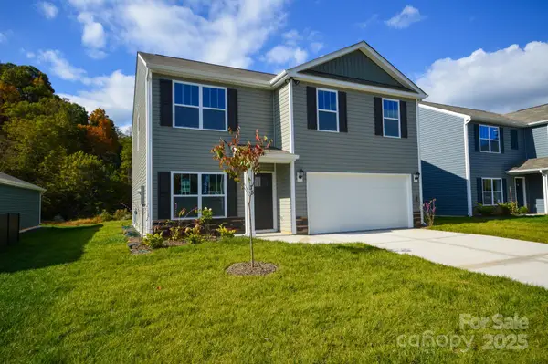 155 Creekwalk Lane, Waynesville, NC 28785